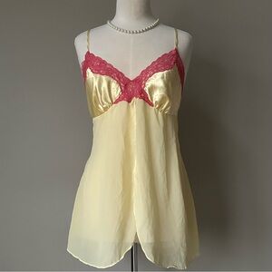 Elegant Yellow Lace Trim Chemise